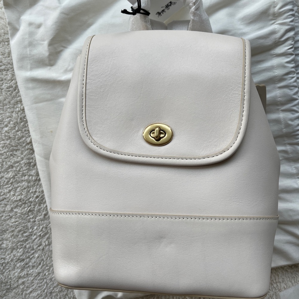 Coach Backpack - Picture 4 of 4